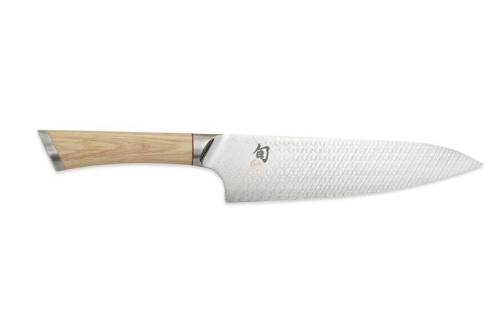https://www.saveur.com/uploads/2018/01/31/best-chef-knives-overall-shun-hikari-8-inch-saveur.jpg?auto=webp