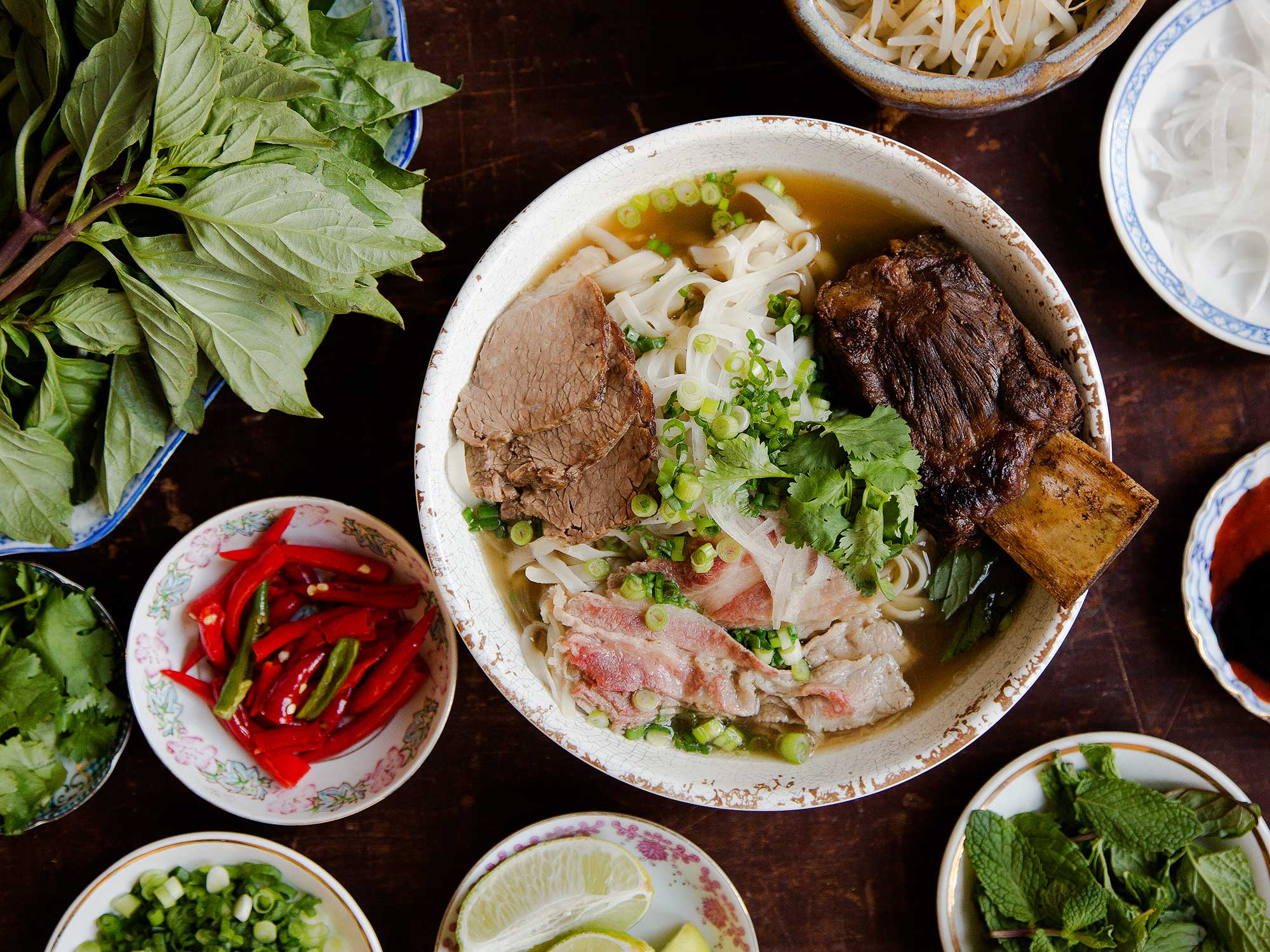 Pho chi minh. Pho Viet. The Vietnamese Market Cookbook. Pho4i.