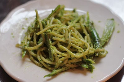 Garlicky Parsley Pesto Pasta | Saveur