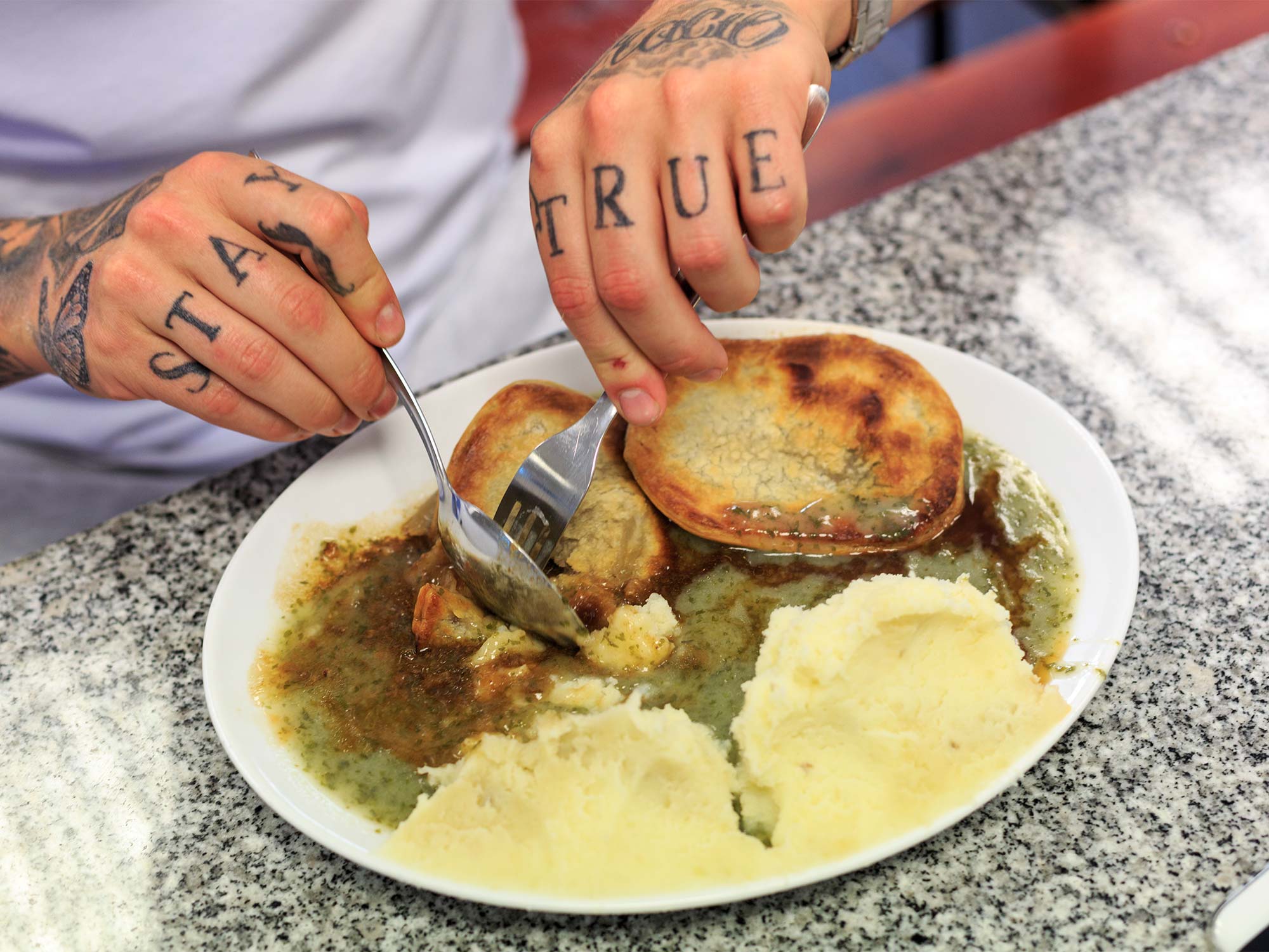 jellied eels and mash