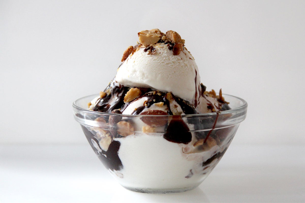 6-simple-surprising-sundaes-saveur