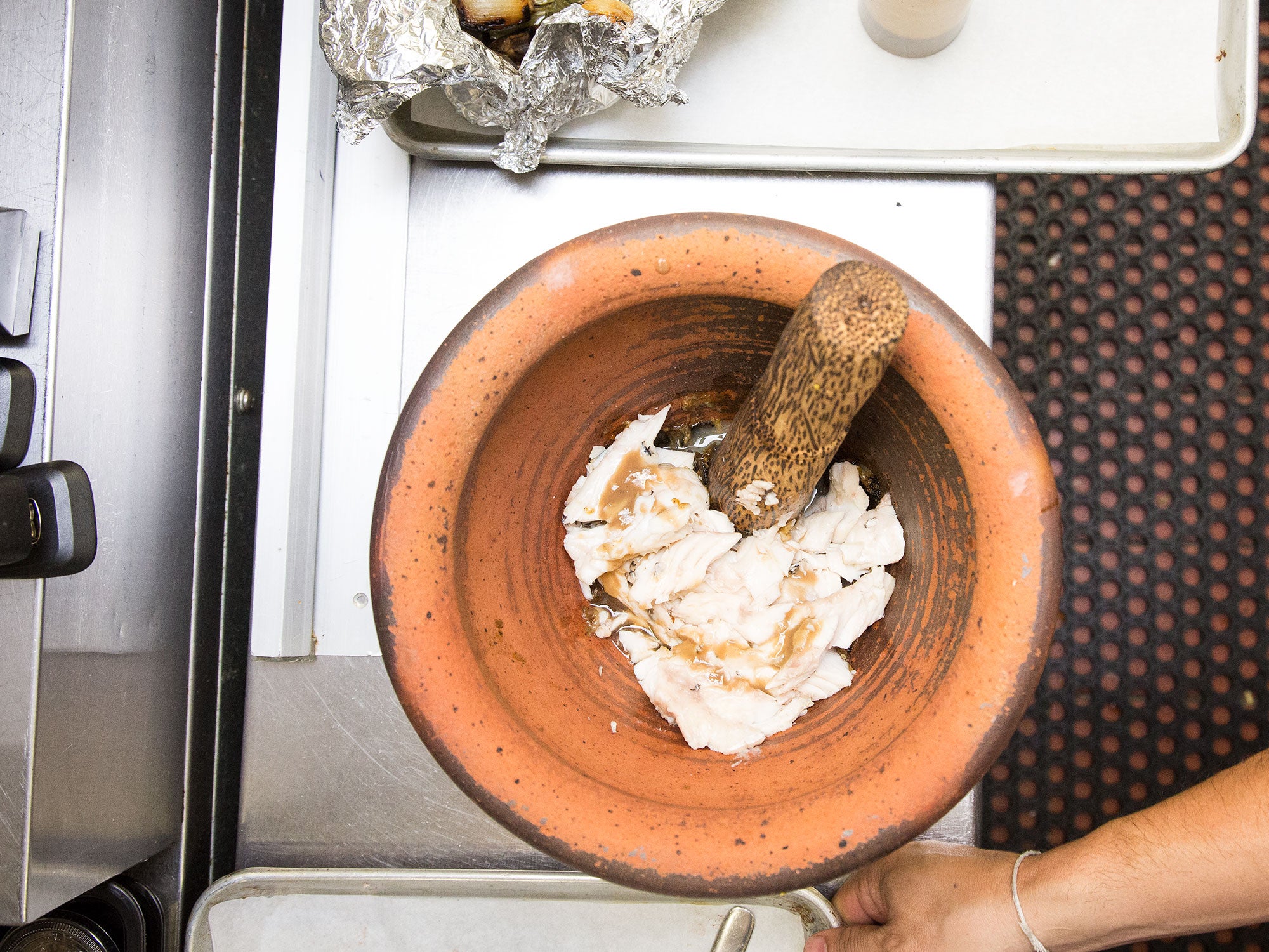 Sticky Rice Steamer Laos Pot; Thai ingredients, groceries and food