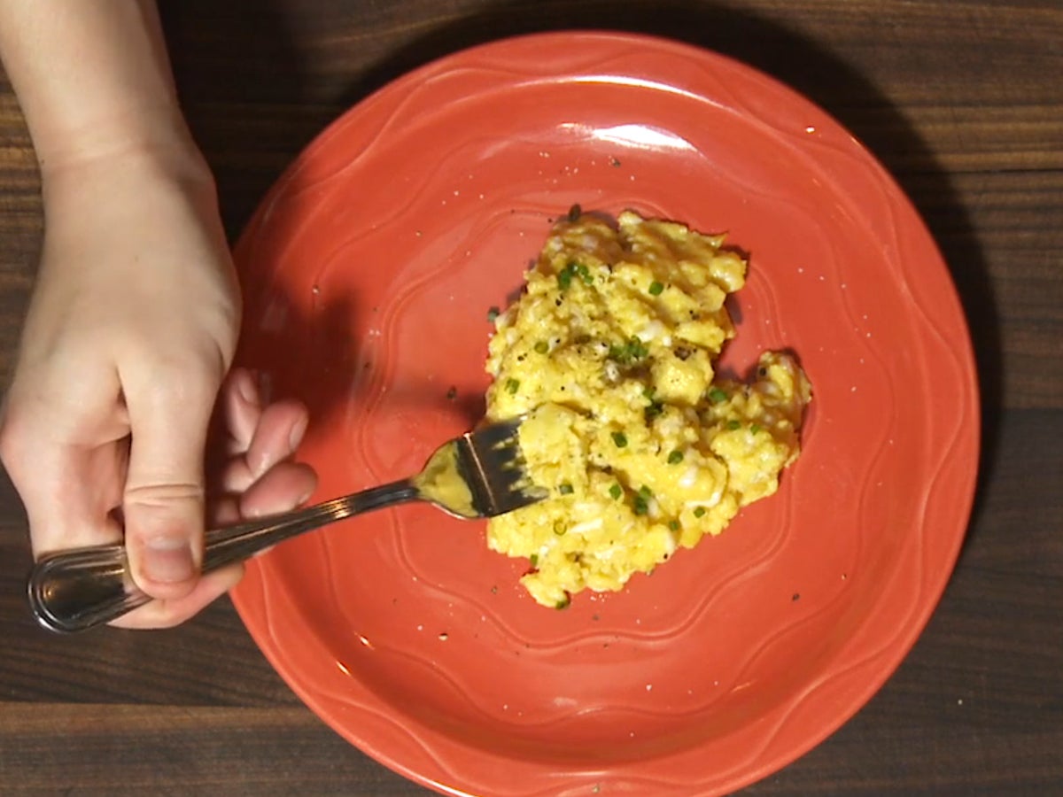 Basics How To Make Soft Scrambled Eggs Saveur   XZBRNJLNHULFPBIW7T2Z3H5IOA 