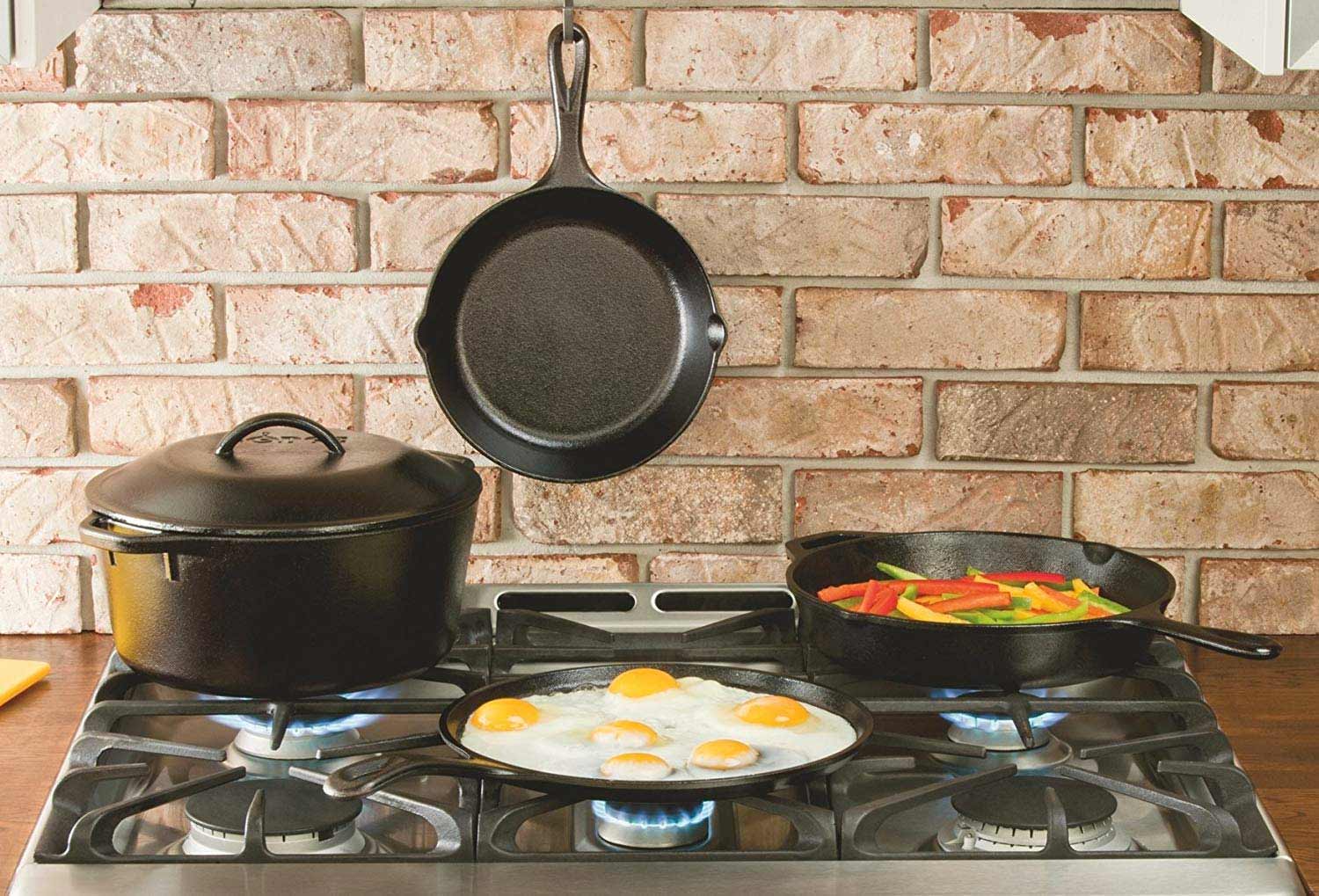 Le Creuset's Signature Skillet Is a Worthwhile Investment Your Kitchen Will  Appreciate