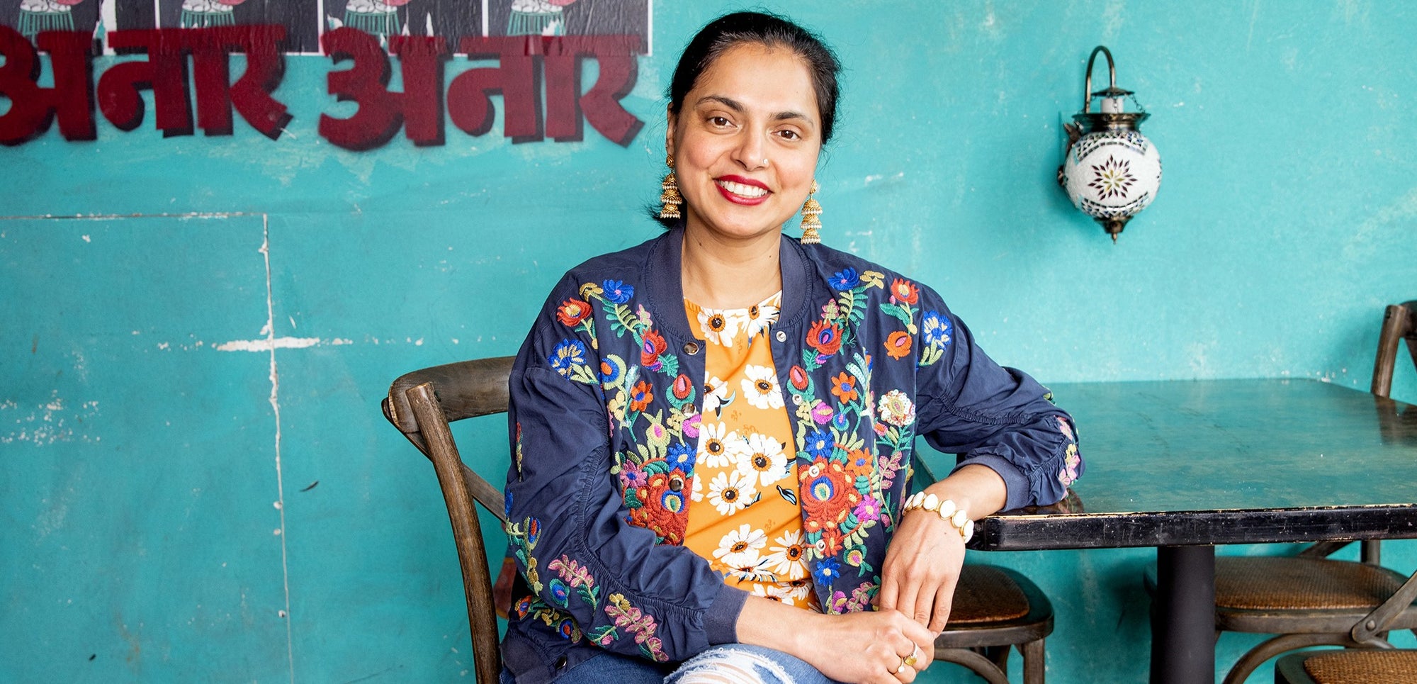 Maneet Chauhan - Happy Thursday! Me and my sparkly sneakers get