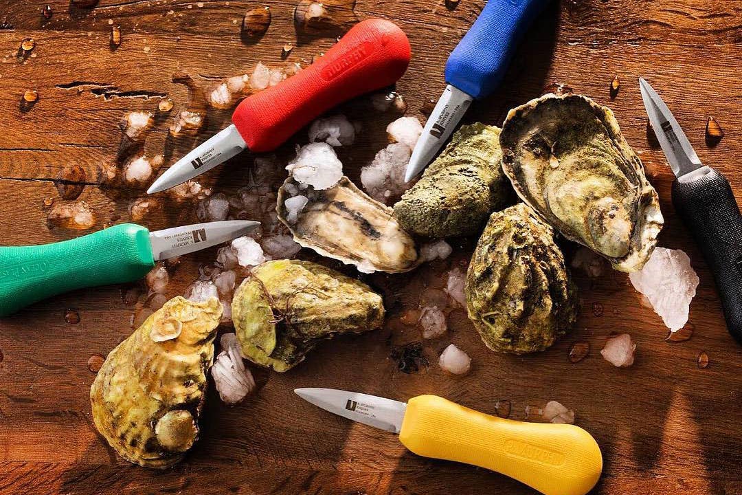 Oyster Shucking Gloves: The Pros Wear them [and you should too]