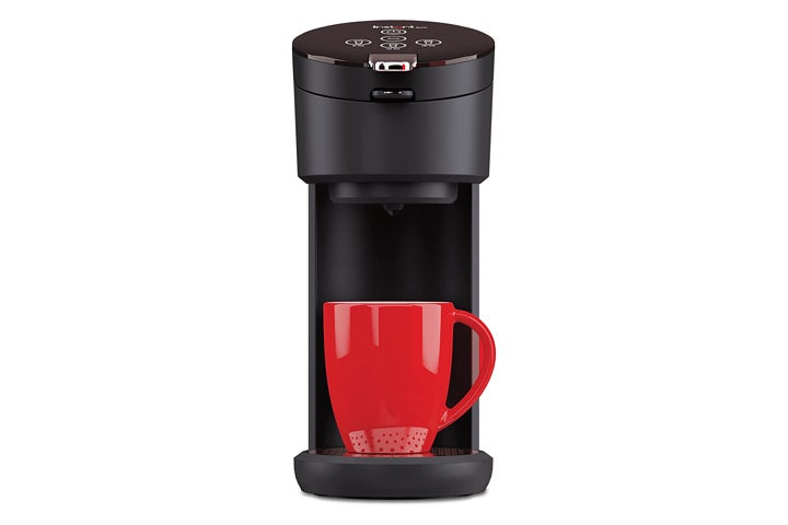 https://www.saveur.com/uploads/2022/07/11/Best-Instant-Pot-Prime-Deals-Instant-Pot-Solo-2-in-1-Single-Serve-Coffee-Maker.jpg?auto=webp