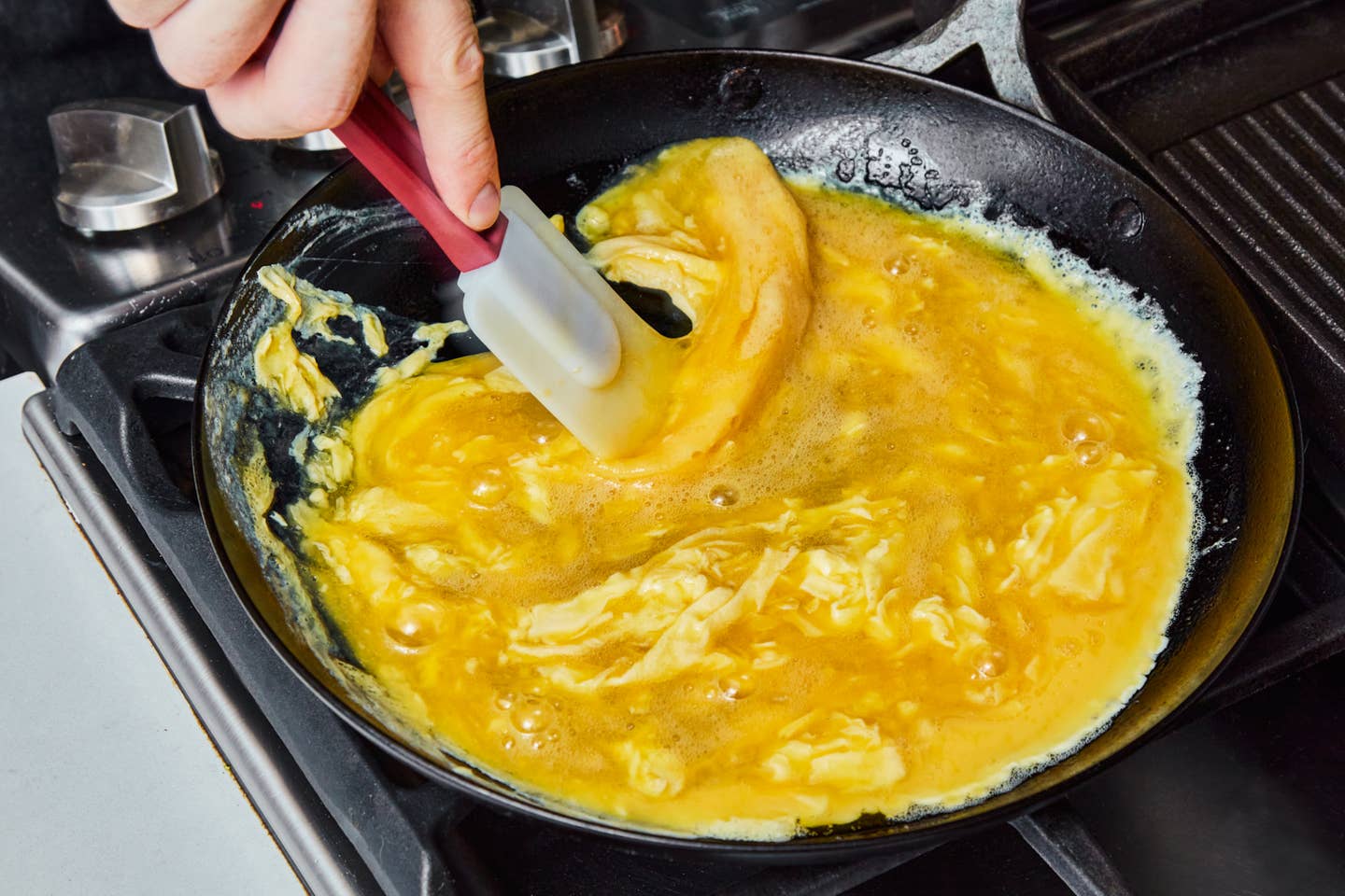 How to Cook Scrambled Eggs in a Stainless Steel Pan (Video Tutorial) -  Creative in My Kitchen